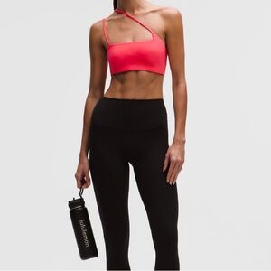 Nulu Strappy One-Shoulder Bra
Light Support, A/B Cup in Glaze Pink